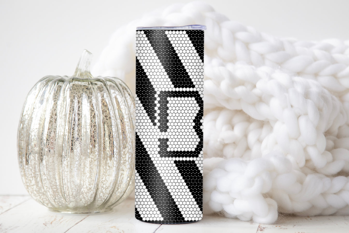 D & G stripe pattern